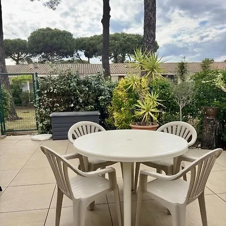 Le Coin Des Cigales - Piscine - Parking - Proche Village Naturiste - Histoire De Clés Appartamento